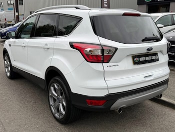 Used Ford Kuga 2017 for sale - 76205846: Photo