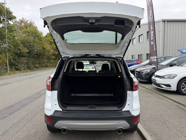 Used Ford Kuga 2017 for sale - 76205846: Photo 9