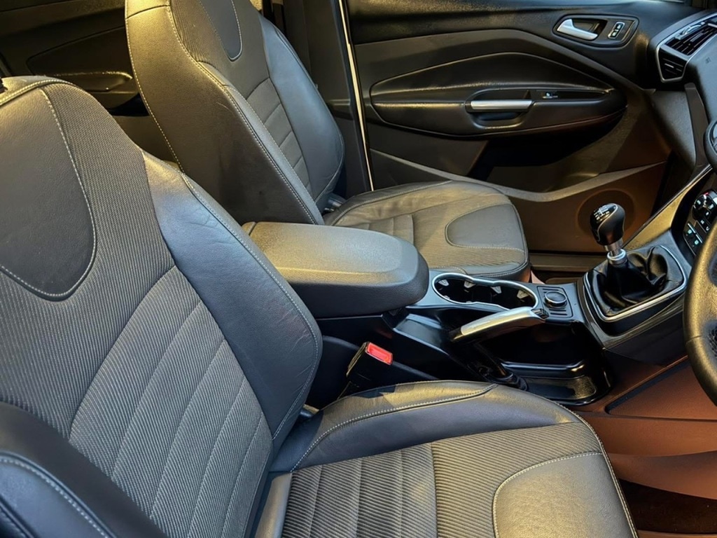 Used Ford Kuga 2013 for sale - 76490477: Photo 13