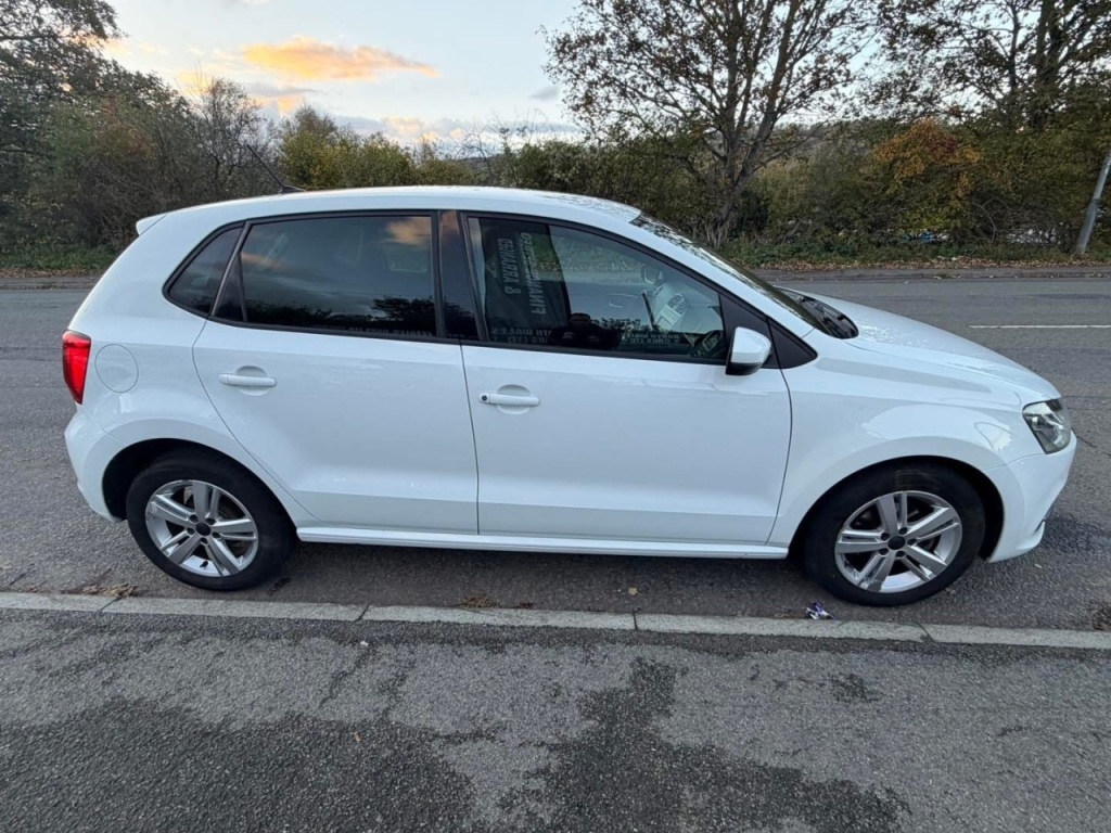 Used Volkswagen Polo 2016 for sale - 76412302: Photo 6