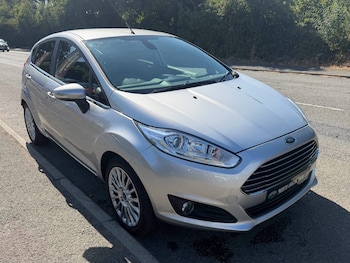 Used Ford Fiesta 2015 for sale - 79391875: Photo
