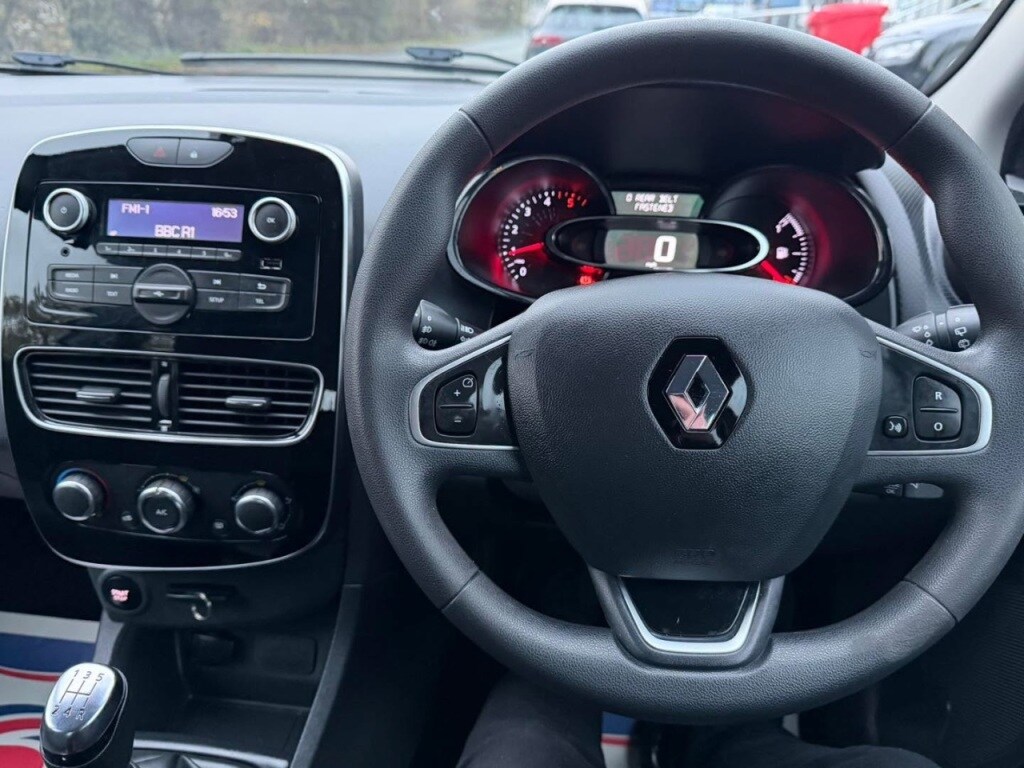 Used Renault Clio 2023 for sale - 77306892: Photo 24