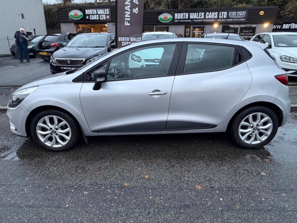 Used Renault Clio 2023 for sale - 77306892: Photo 5