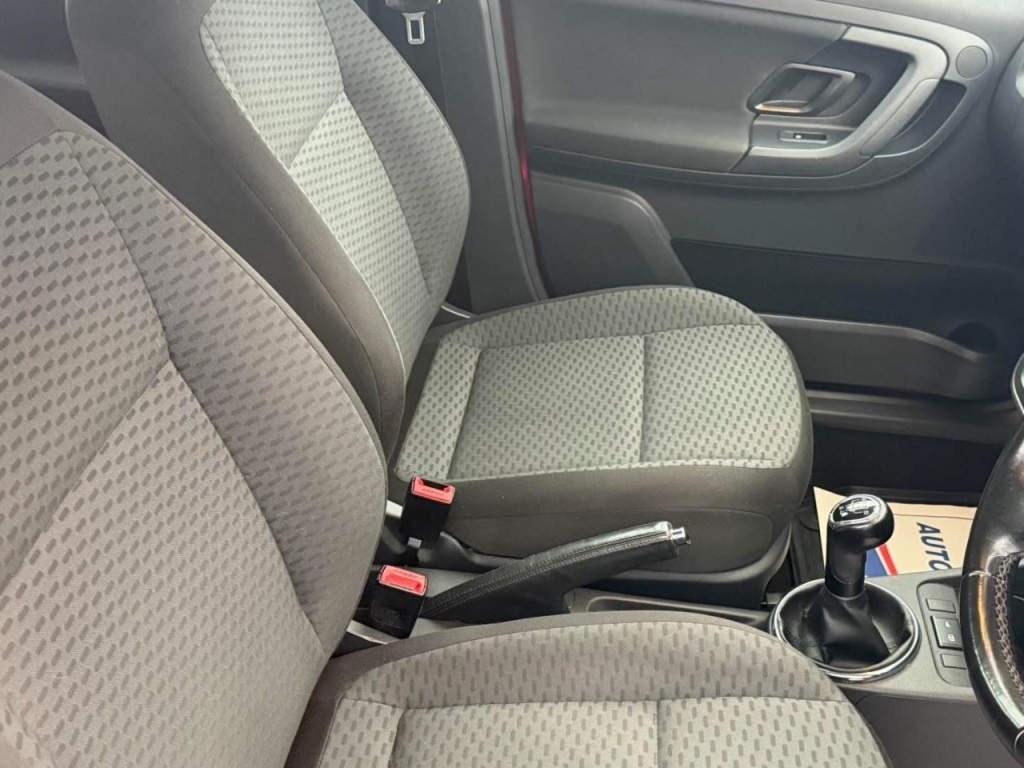 Used Skoda Fabia 2011 for sale - 76490478: Photo 14