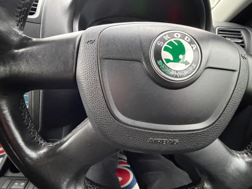 Used Skoda Fabia 2011 for sale - 76490478: Photo 21