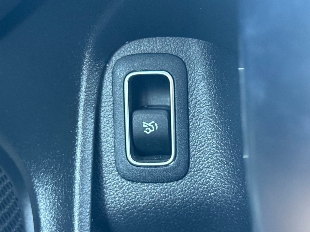 Used Mercedes-Benz CLA 2022 for sale - 76132027: Photo 31