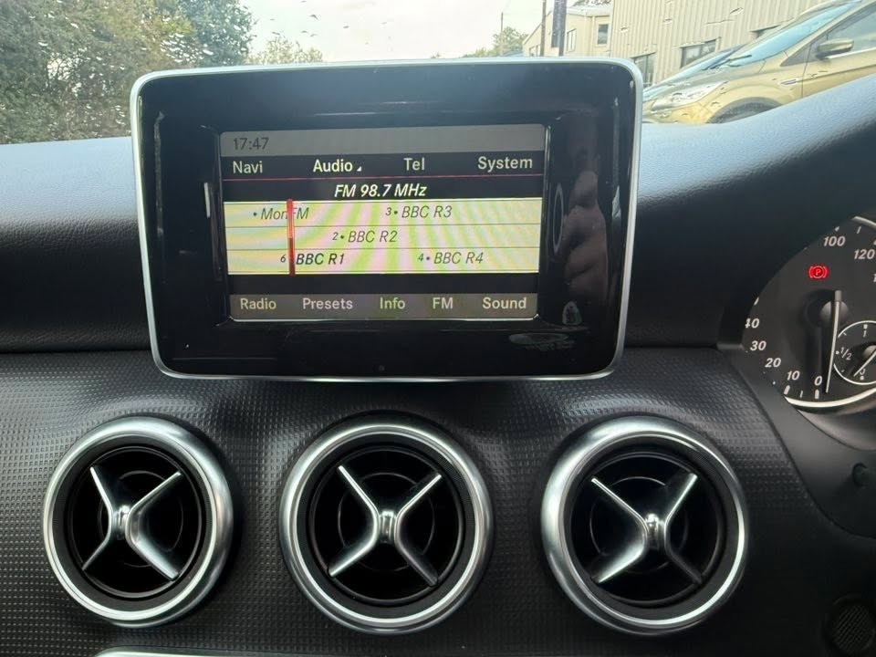 Used Mercedes-Benz A-Class 2014 for sale - 76177147: Photo 24
