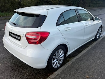 Used Mercedes-Benz A-Class 2014 for sale - 76177147: Photo 4