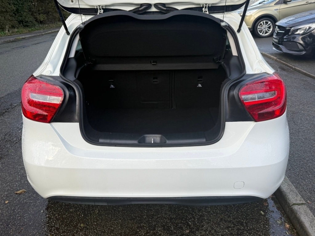 Used Mercedes-Benz A-Class 2014 for sale - 76177147: Photo 9