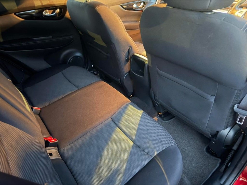 Used Nissan Qashqai 2015 for sale - 76436453: Photo 18