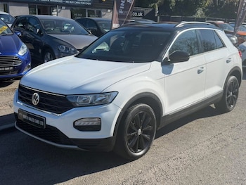 Used Volkswagen T-Roc 2019 for sale - 78379550: Photo