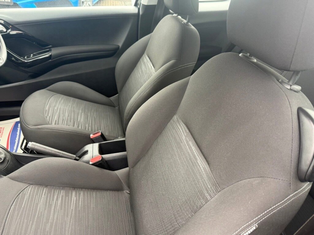 Used Peugeot 208 2013 for sale - 76132047: Photo 16