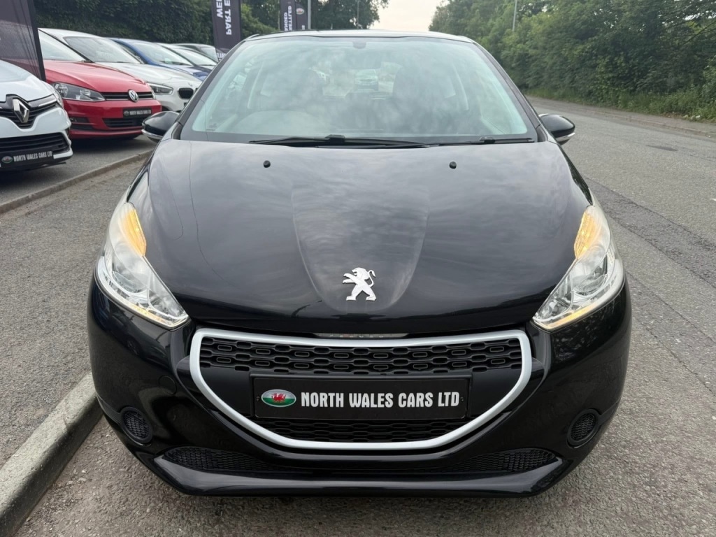 Used Peugeot 208 2013 for sale - 76132047: Photo 7
