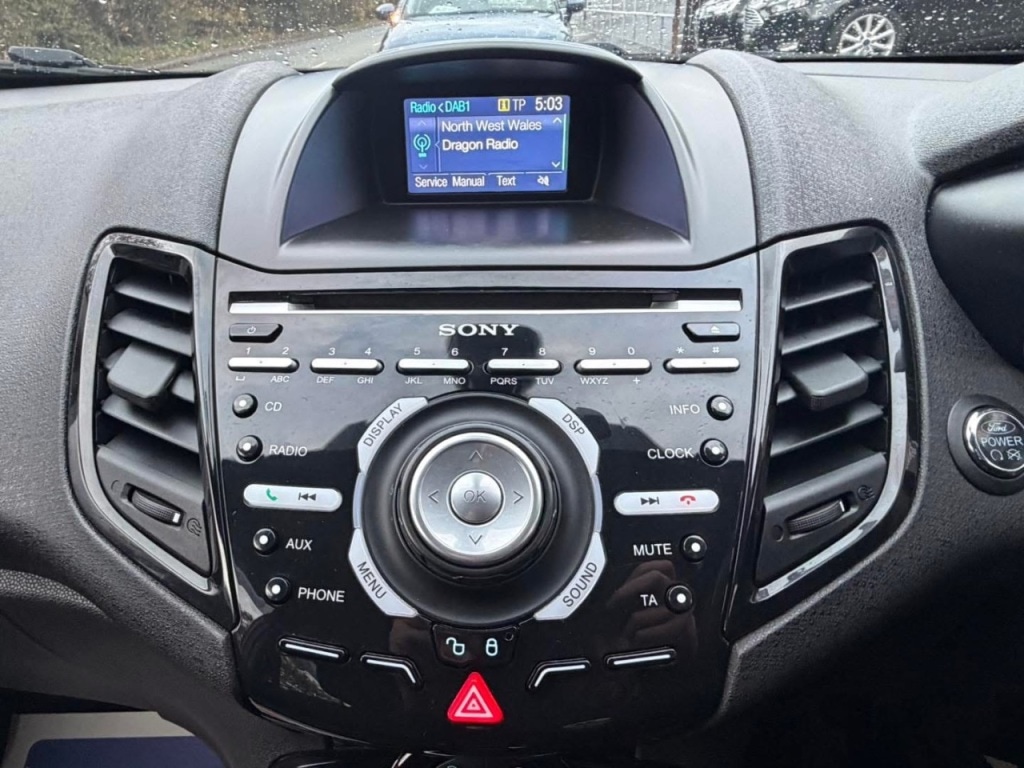 Used Ford Fiesta 2014 for sale - 76490475: Photo 25