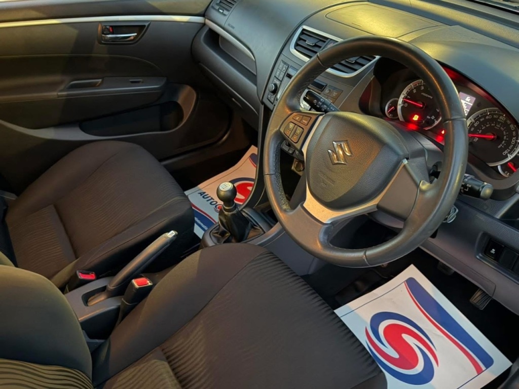 Used Suzuki Swift 2012 for sale - 77306917: Photo 10