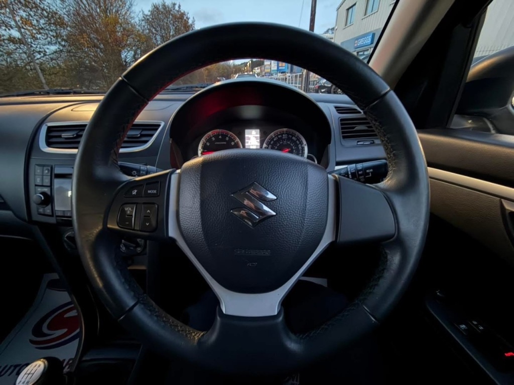 Used Suzuki Swift 2012 for sale - 77306917: Photo 16