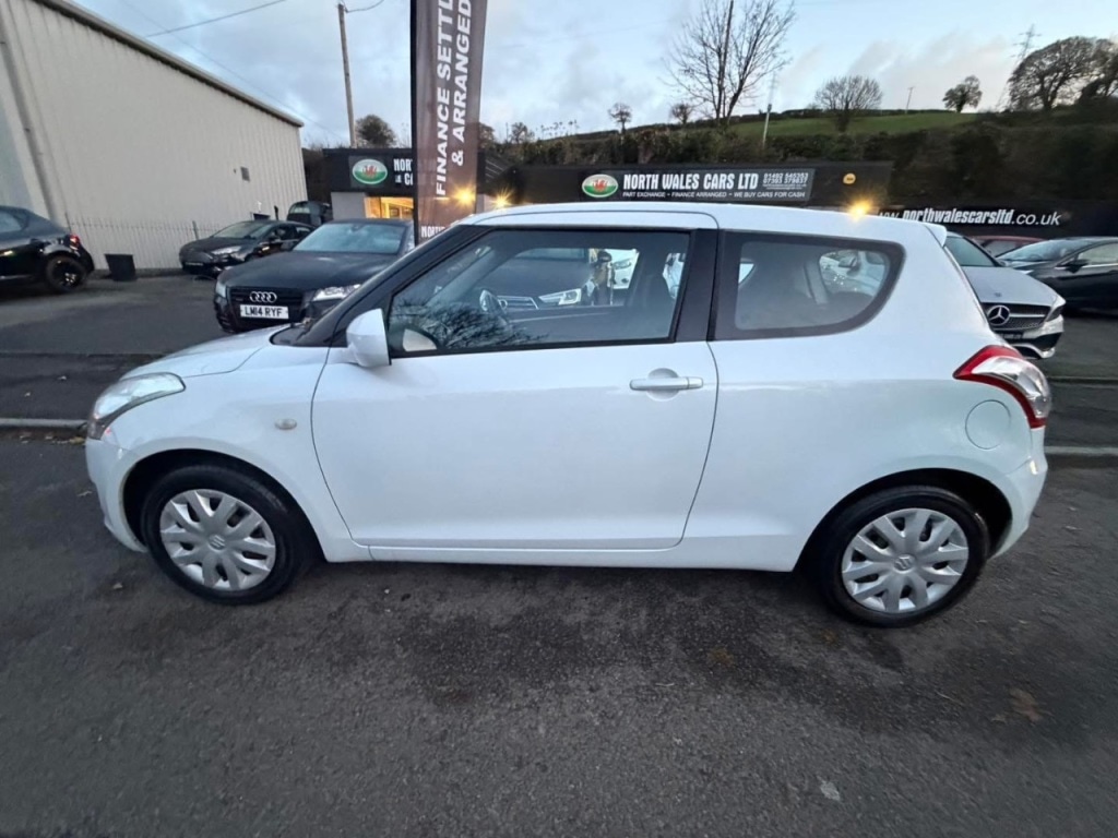 Used Suzuki Swift 2012 for sale - 77306917: Photo 5