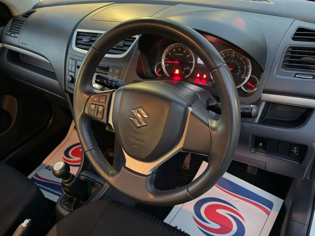 Used Suzuki Swift 2012 for sale - 77306917: Photo 9