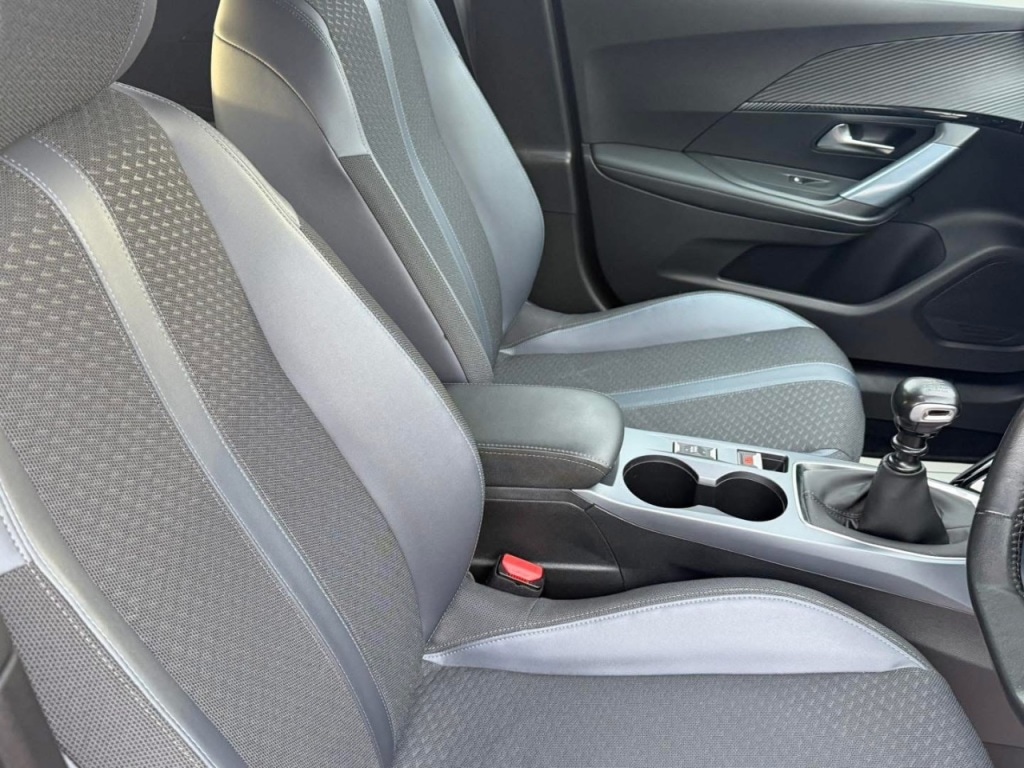 Used Peugeot 2008 2020 for sale - 77394086: Photo 14