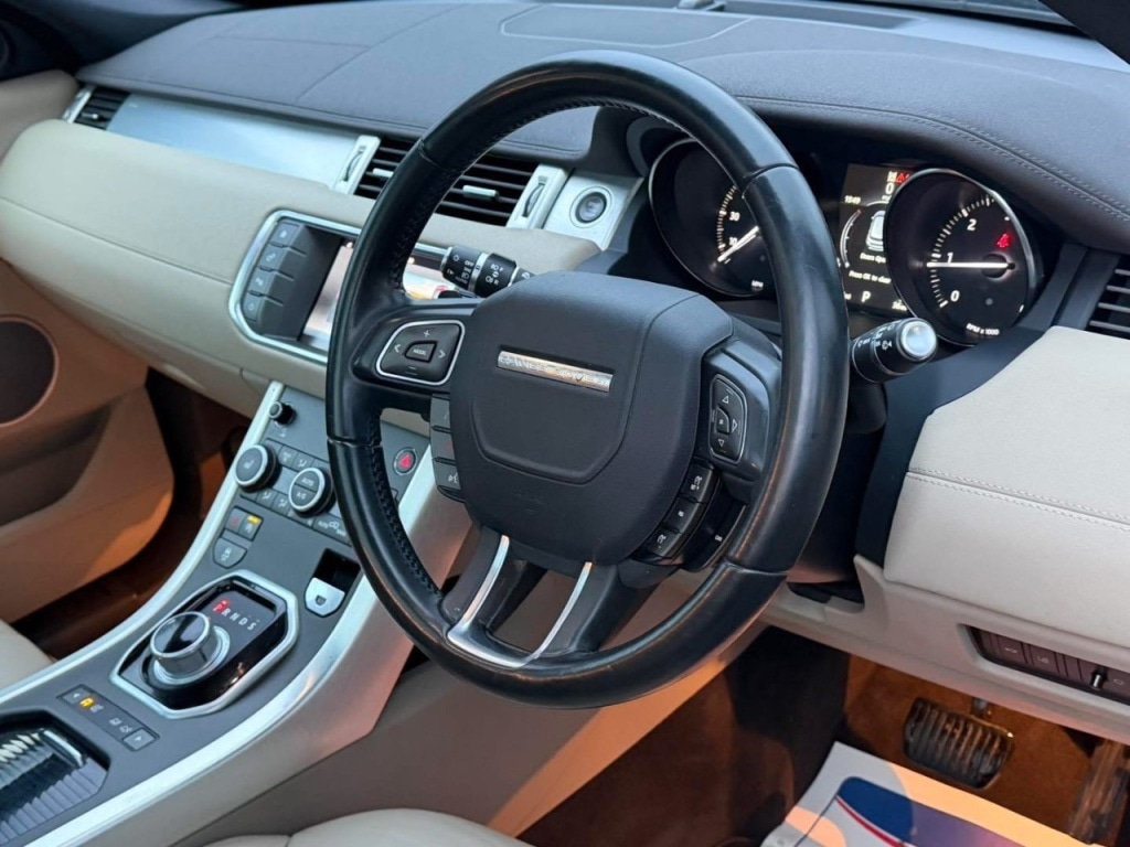 Used Land Rover Range Rover Evoque 2015 for sale - 77306901: Photo 11