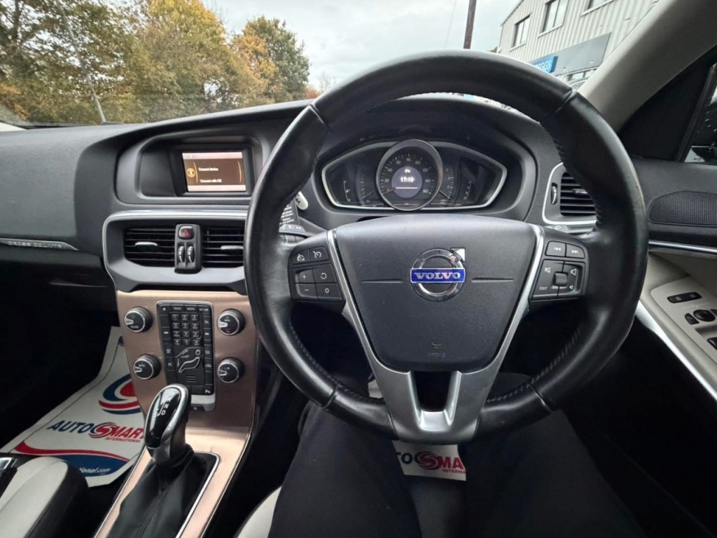 Used Volvo V40 2014 for sale - 76422173: Photo 22