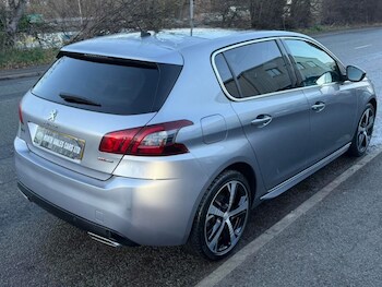 Used Peugeot 308 2017 for sale - 77306900: Photo