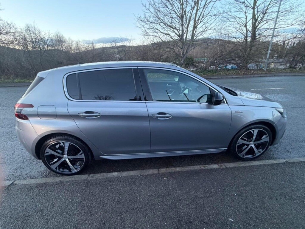 Used Peugeot 308 2017 for sale - 77306900: Photo 6