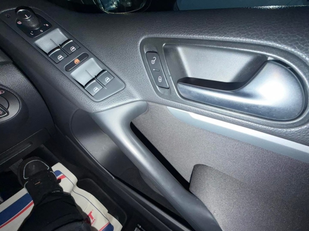 Used Volkswagen Tiguan 2015 for sale - 76637548: Photo 32