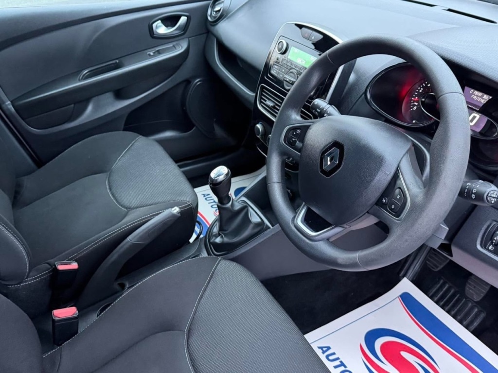 Used Renault Clio 2023 for sale - 76594639: Photo 13