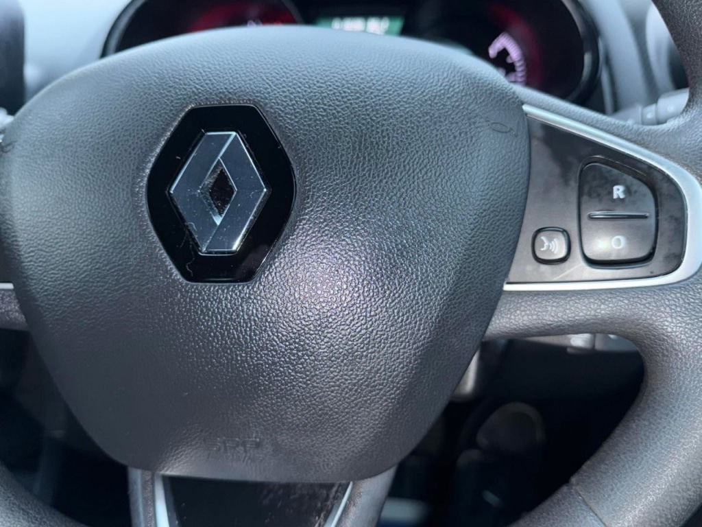 Used Renault Clio 2023 for sale - 76594639: Photo 22