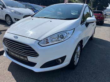Used Ford Fiesta 2015 for sale - 79505248: Photo