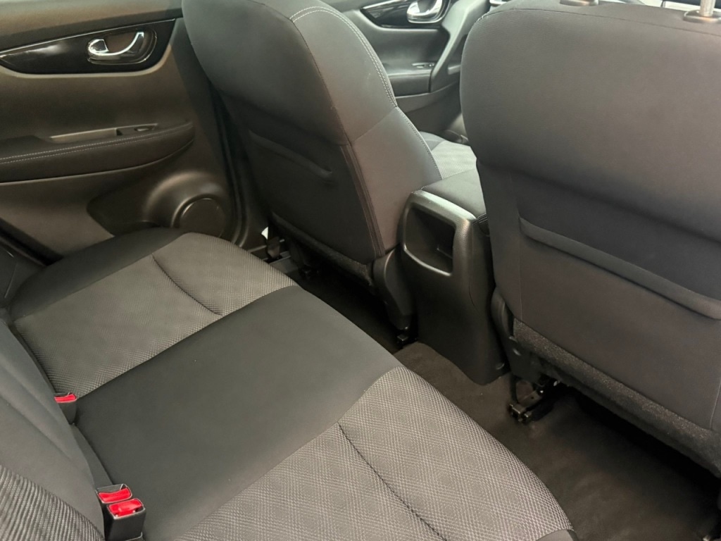 Used Nissan Qashqai 2014 for sale - 76170570: Photo 18