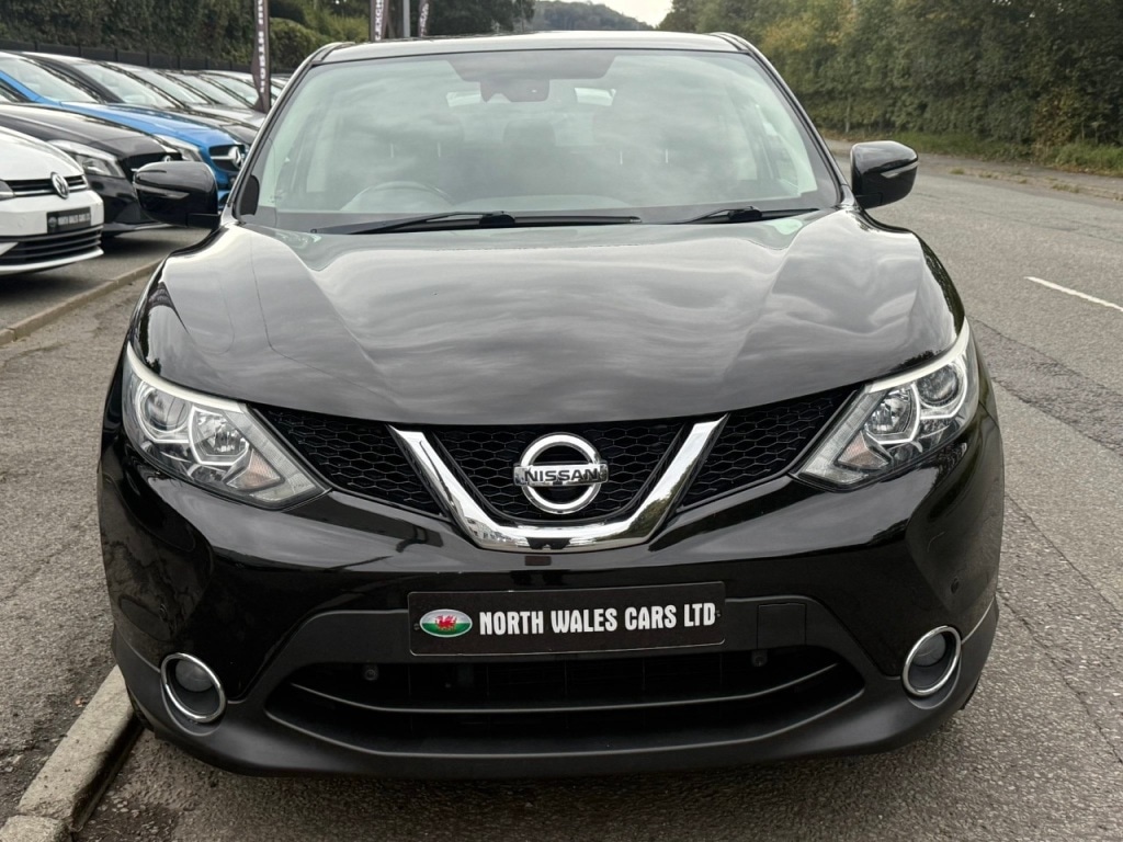 Used Nissan Qashqai 2014 for sale - 76170570: Photo 8