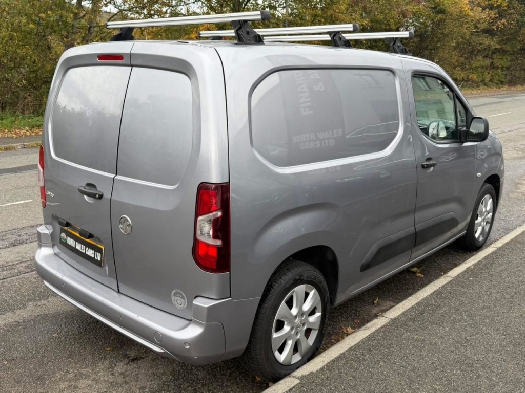 Used Vauxhall Combo 2019 for sale - 76422179: Photo 2