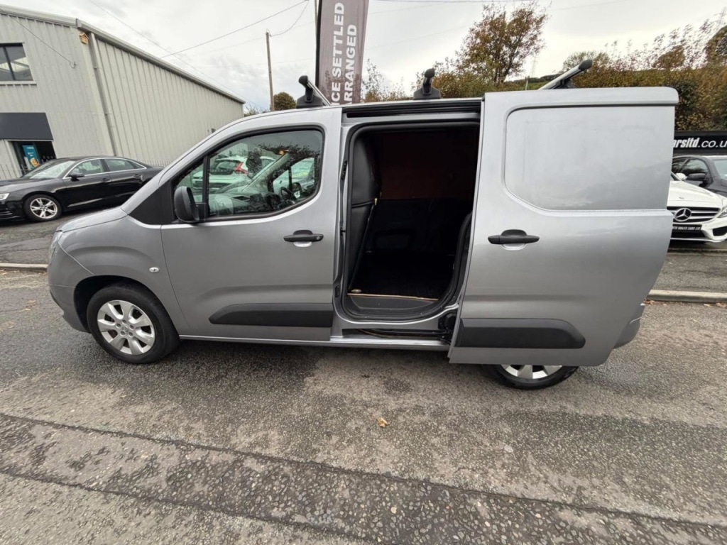 Used Vauxhall Combo 2019 for sale - 76422179: Photo 7