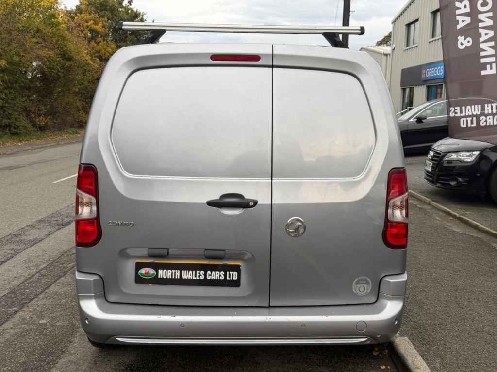 Used Vauxhall Combo 2019 for sale - 76422179: Photo 9