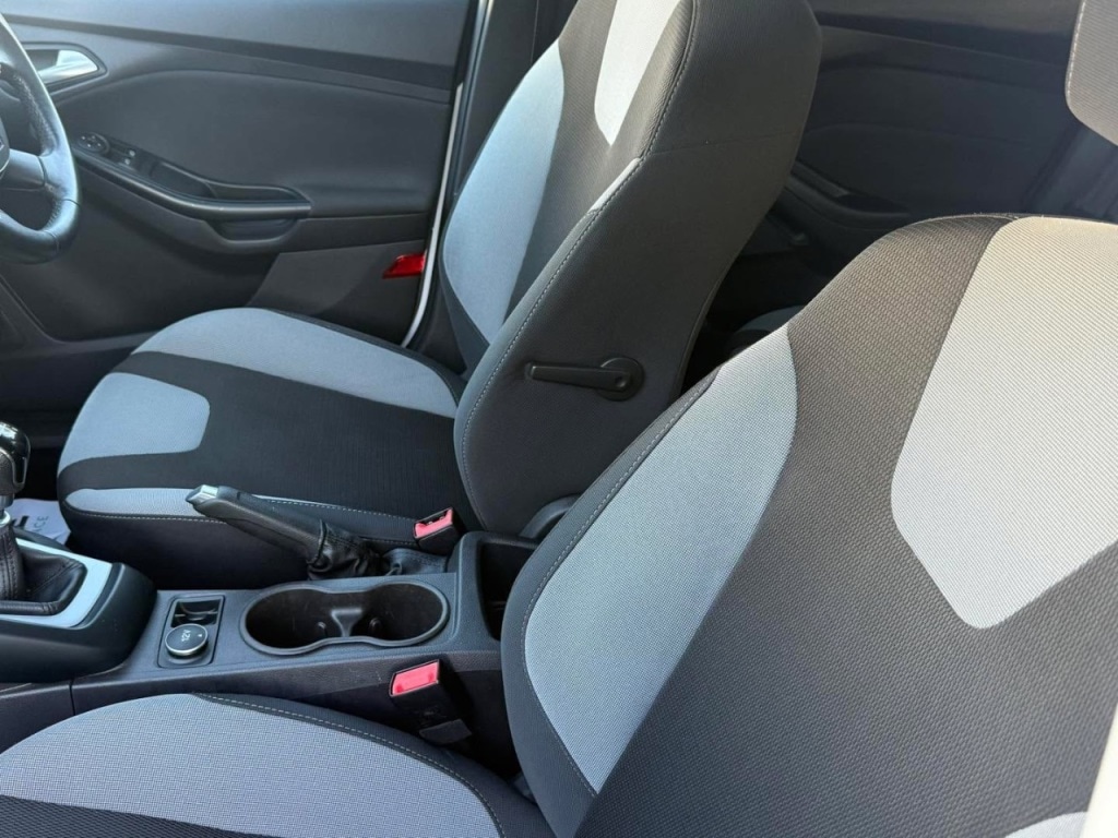 Used Ford Focus 2014 for sale - 76132002: Photo 17