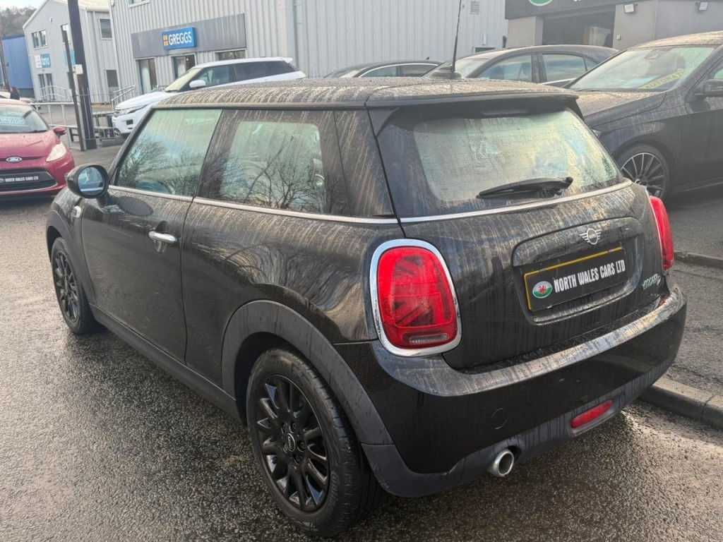 Used MINI Hatch 2018 for sale - 77306895: Photo 2