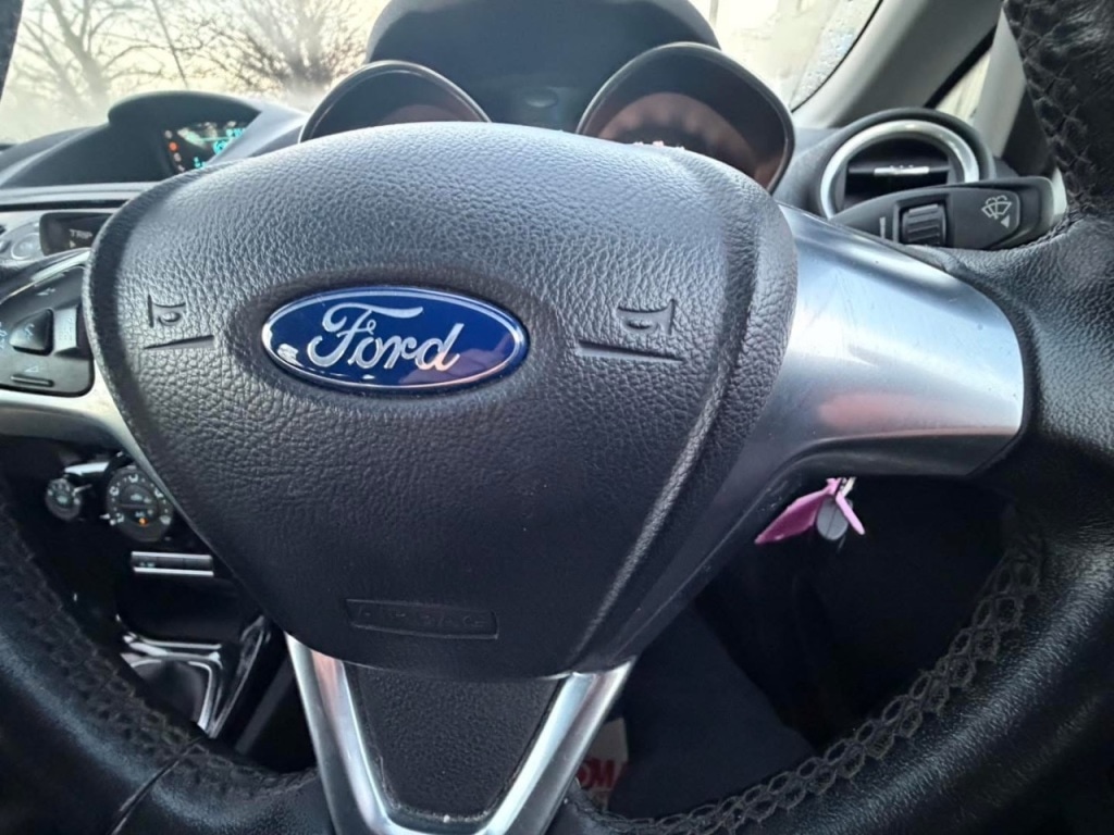 Used Ford Fiesta 2015 for sale - 77306904: Photo 22