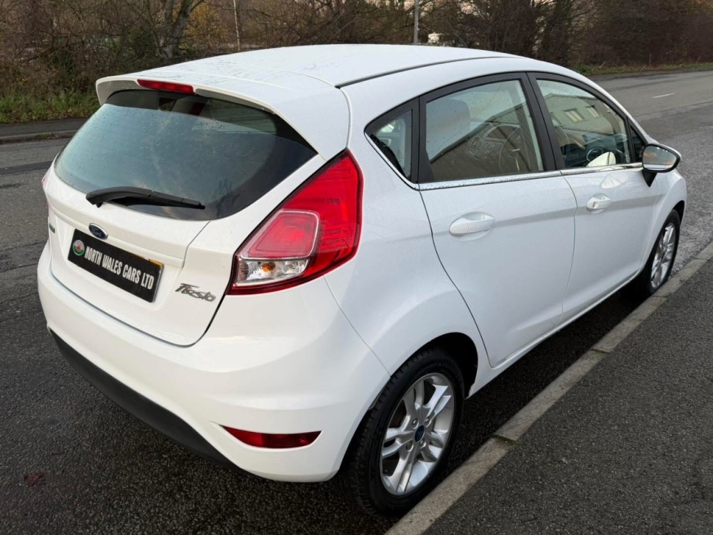 Used Ford Fiesta 2015 for sale - 77306904: Photo 4
