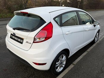 Used Ford Fiesta 2015 for sale - 77306904: Photo