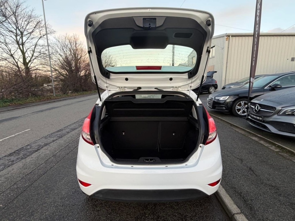 Used Ford Fiesta 2015 for sale - 77306904: Photo 9