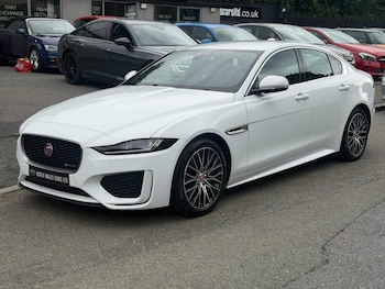 Used Jaguar XE 2019 for sale - 79119869: Photo