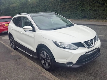 Used Nissan Qashqai 2017 for sale - 78954544: Photo