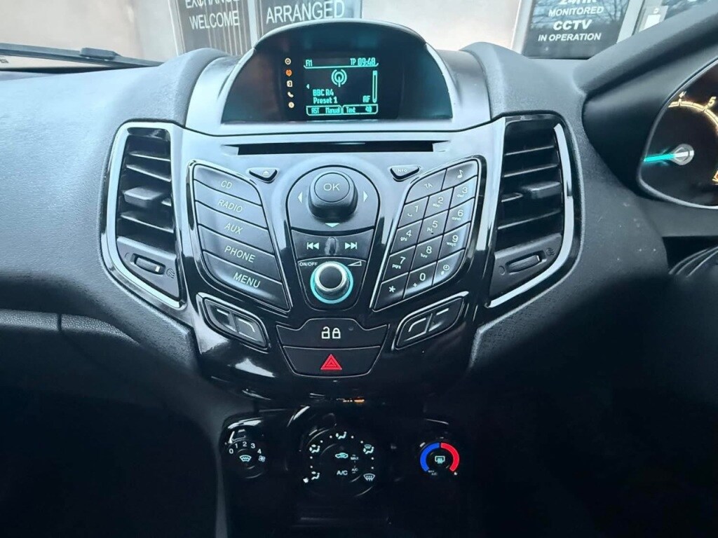 Used Ford Fiesta 2013 for sale - 76132037: Photo 21