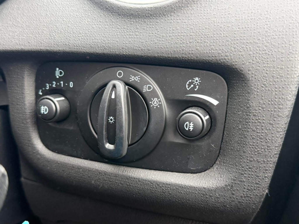 Used Ford Fiesta 2014 for sale - 77398442: Photo 32