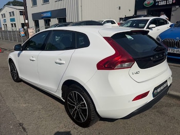 Used Volvo V40 2016 for sale - 79184309: Photo