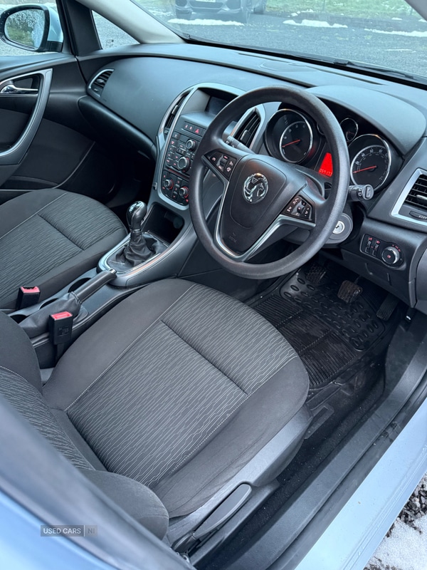 Used Vauxhall Astra 2014 for sale - 77156975: Photo 7