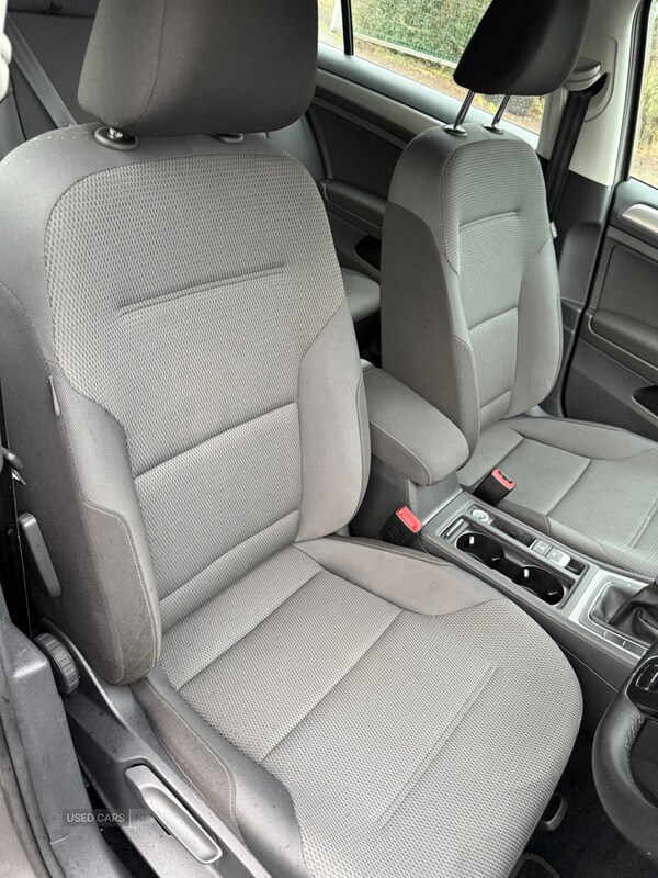 Used Volkswagen Golf 2014 for sale - 77192636: Photo 8