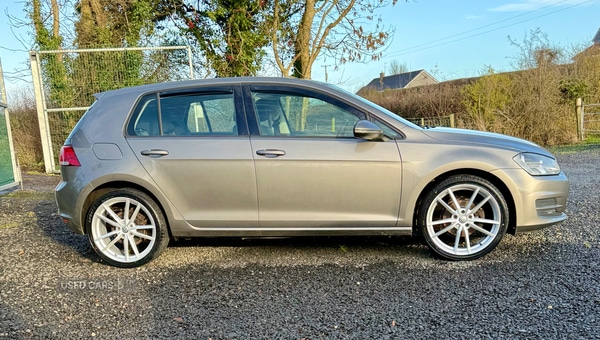 Used Volkswagen Golf 2014 for sale - 76866704: Photo 3